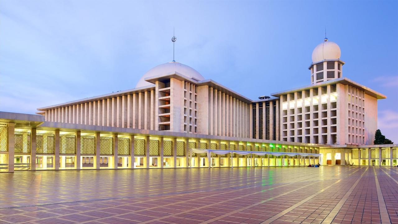 Yuan Garden Pasar Baru Hotel Jakarta Exterior photo